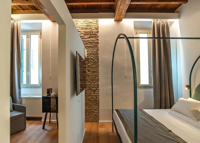 Ora Acanfora 4* Рим