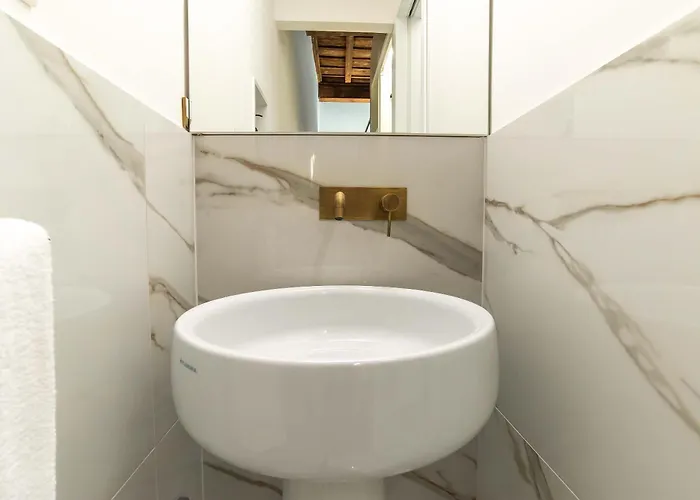 Ora Acanfora Гостевой дом 4*